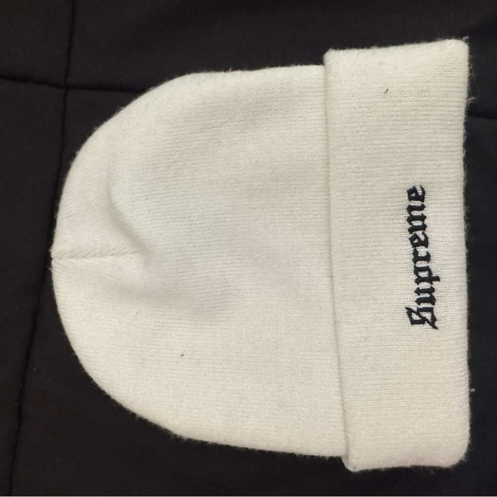 Supreme Beanie in White